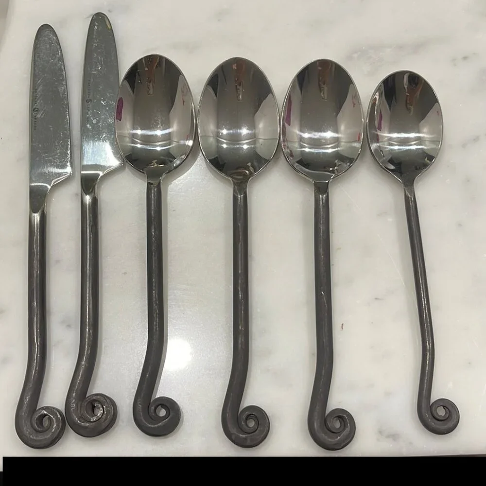 NEW GOURMET SETTINGS Treble Clef Burnished Flatware